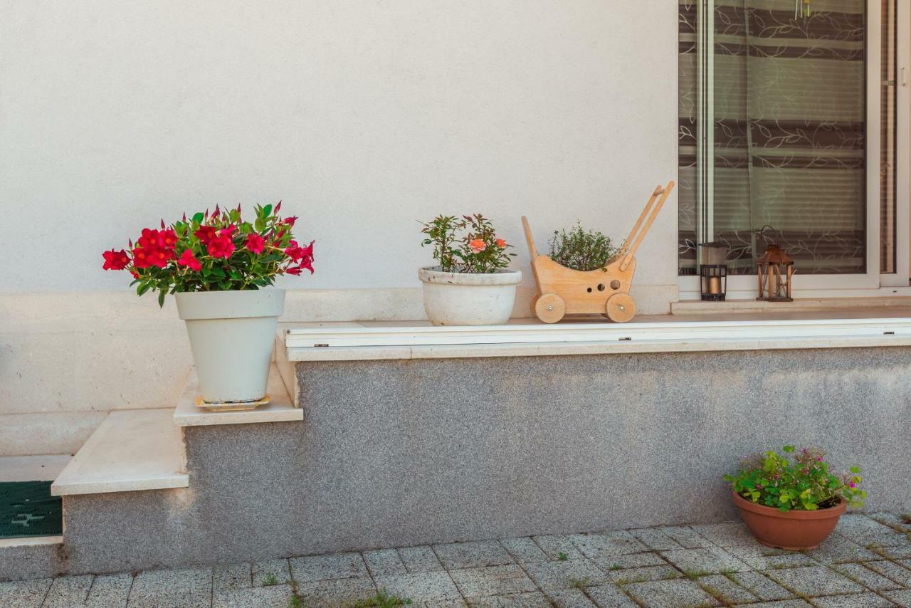 Apartmani Gelo Клек Экстерьер фото