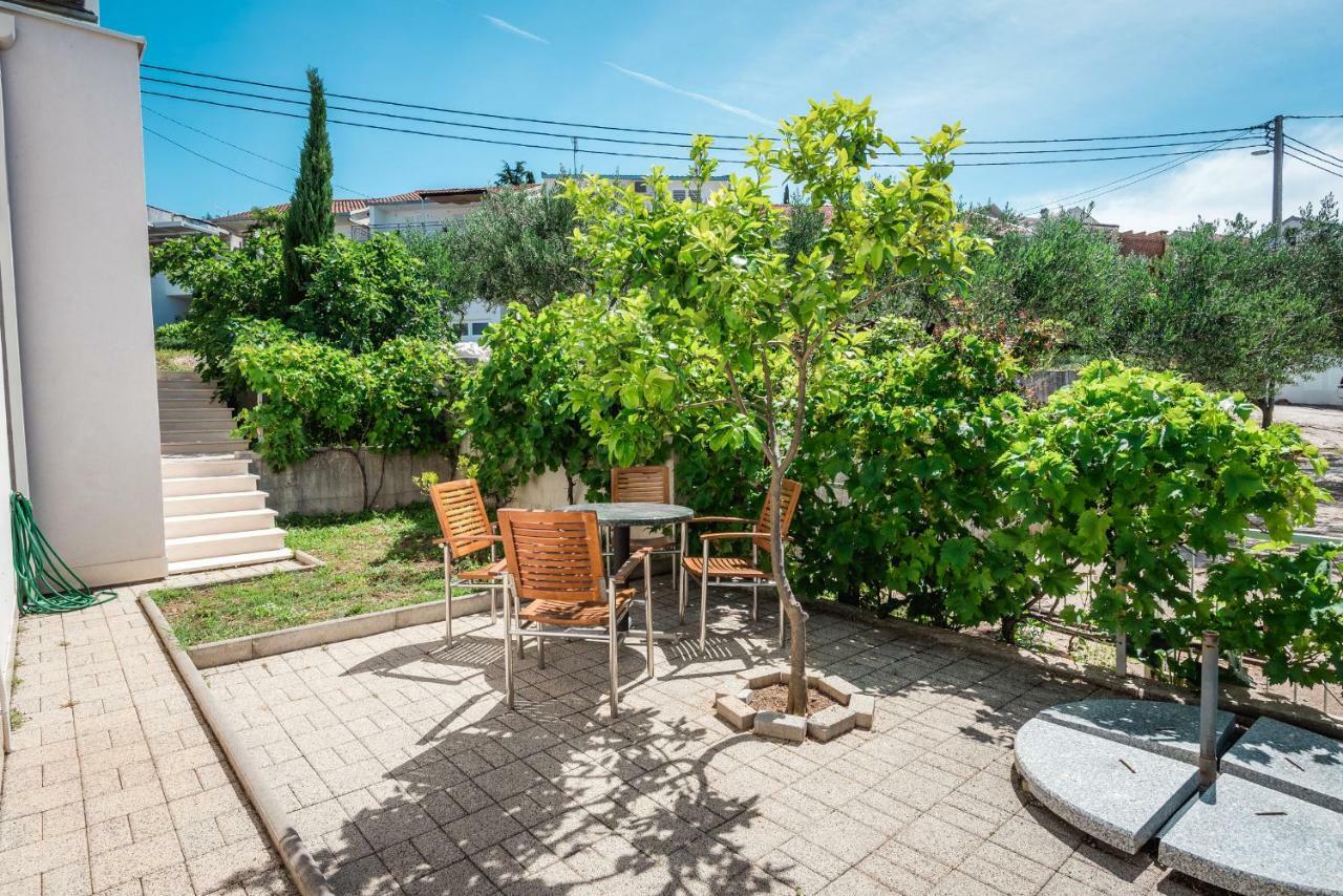 Apartmani Gelo Клек Экстерьер фото